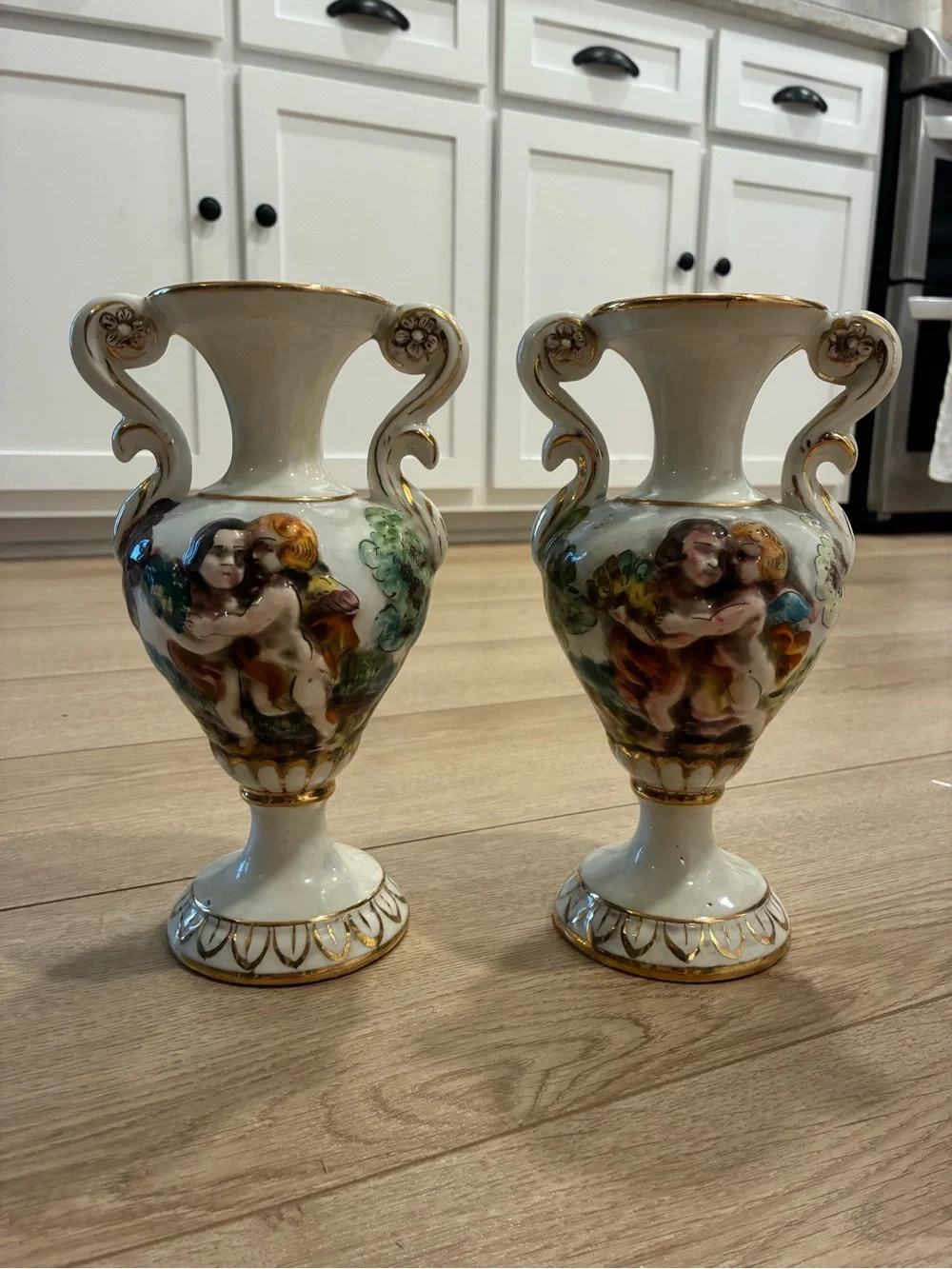 Set of 2 Keramos R. Capodimonte Italian Hand Painted Vases 9.5” Tall